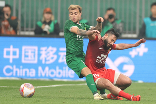 1-1！1-3！利物浦不胜+切尔西爆冷，阿森纳5分领跑，英超2强争冠（1-1、1-3！利物浦丢分切尔西爆冷，阿森纳领先5分，英超双雄争冠）