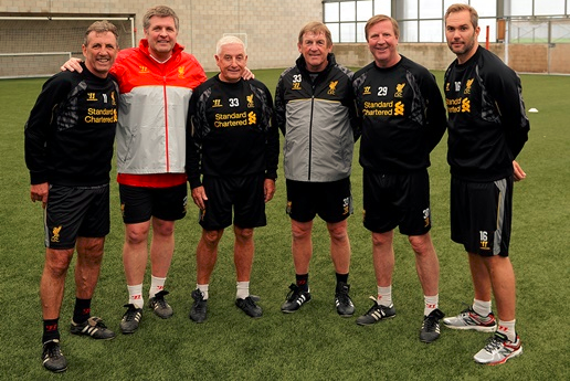 德甲2025年度积分榜：拜仁34场仅1负打进107球，领先第二21分（2025德甲积分年榜：拜仁34轮仅败1场轰入107球，领先次席21分）