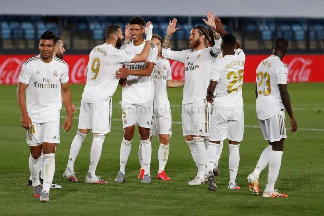 弗拉格：我的拇指一直有些问题，但我已经准备好坚持打比赛