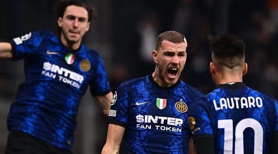 换我上赛季就早早下课了（搁上赛季，我怕是早被解职了）