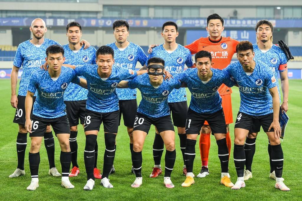0-0大冷门,英超第4遭英超第14逼平,21岁曼联旧将加纳乔中柱酿苦果（0-0爆冷：英超第4被第14逼平，21岁曼联旧将加纳乔中柱成苦果）