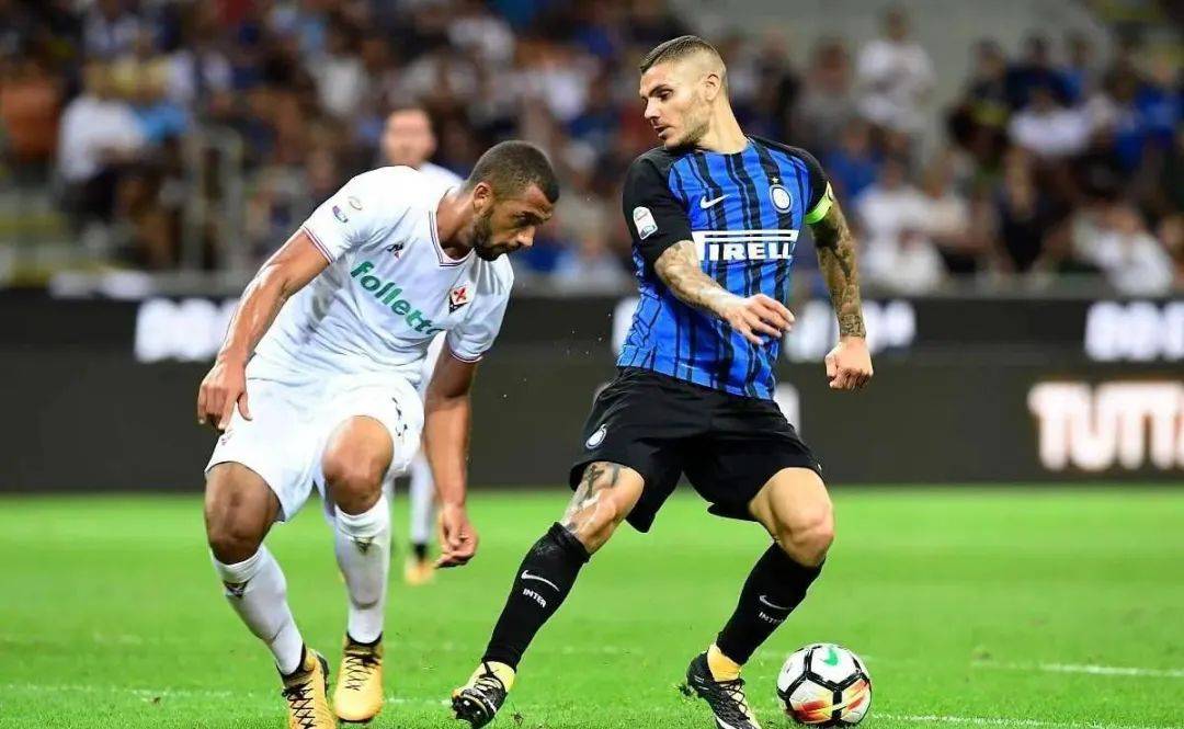 施瓦泽：澳超应该追赶亚洲联赛的水平；从五月休赛到十月是荒谬的（施瓦泽批评澳超：应赶上亚洲水平，5月至10月停赛不合常理）