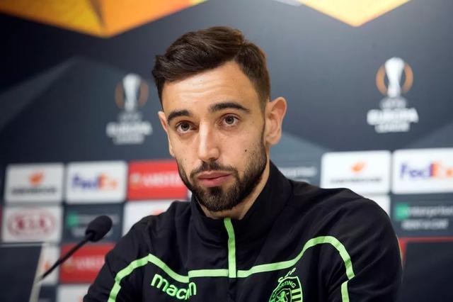 桑加雷战热刺全场数据：2传1射贡献3球，传球成功率87.8%（桑加雷对热刺高效发挥：1射2传参与3球，传球成功率87.8%）