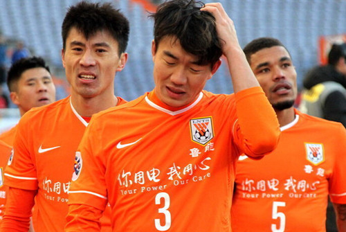 海港亚冠出线形势：剩余2轮落后晋级区6分，下轮不胜将被淘汰（海港亚冠出线告急：仅剩两轮仍落后6分，下轮不胜即遭淘汰）