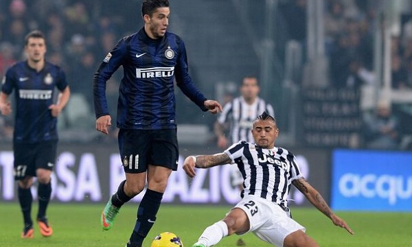 东契奇末节爆发 独行侠完成翻盘（东契奇末节发威 独行侠逆转取胜）